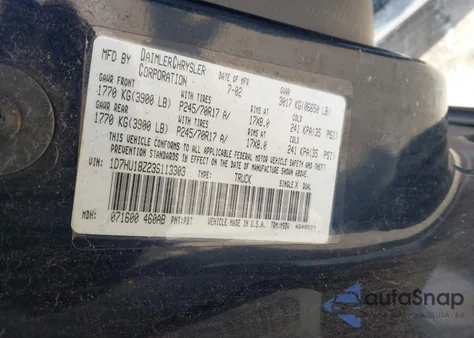 2003 Dodge Ram 1500 Slt/Laramie/St z USA, uszkodzony, nr VIN 1D7HU18Z23S113303